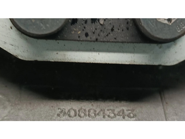 Руль Volvo S40, V40  1995-2004 года 30884343, 30620515      