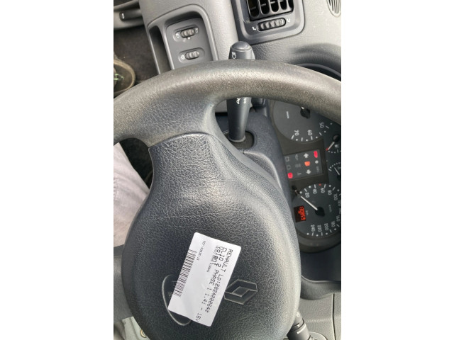 Volant Renault Clio II 2000 8200057418  