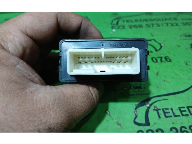 Píst 8594042020   Toyota RAV 4 (XA20)     
