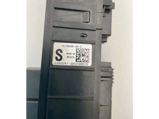   Pojistková skříňka 103440500D, 33260757   Tela Model S 2016