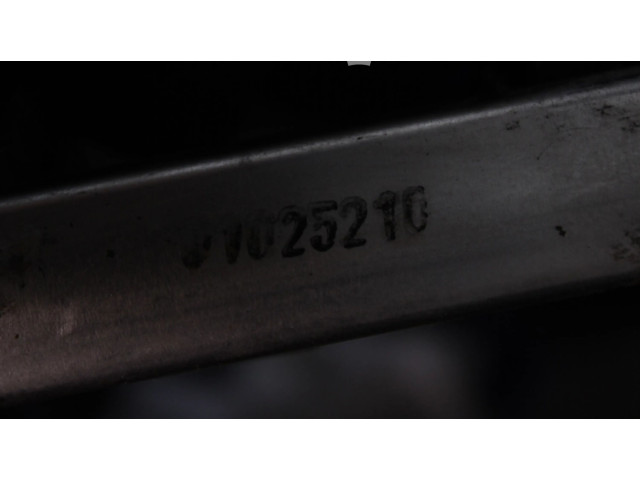 Vstřikovací lišta 25210   Hyundai i30     