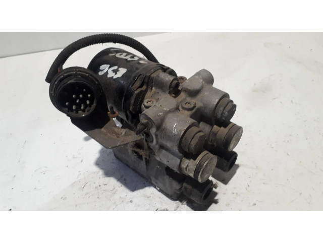 Jednotka ABS 10045708053   BMW 3 E36 1992