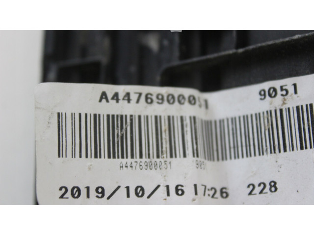 Vstřikovací lišta A4476900051   Mercedes-Benz Vito Viano W447     
