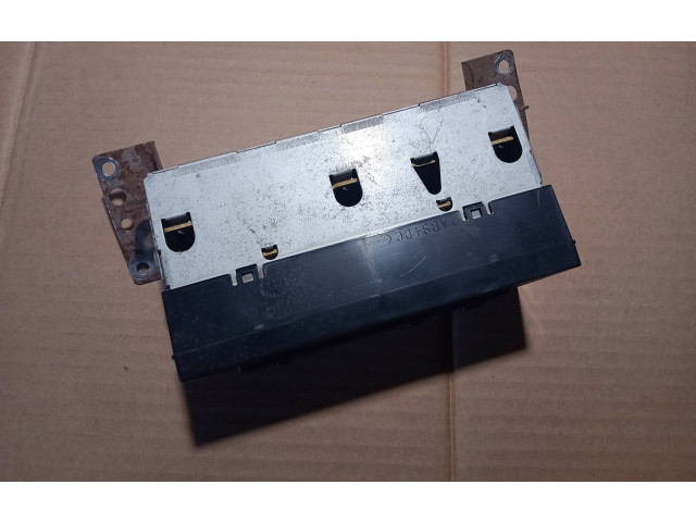 Дисплей    MR444752, DU431P   Mitsubishi Pajero Pinin