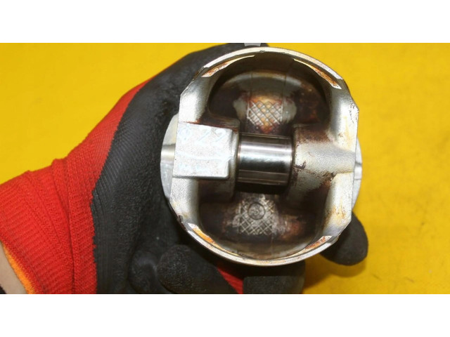 Píst 92L85   Lexus RX 330 - 350 - 400H     