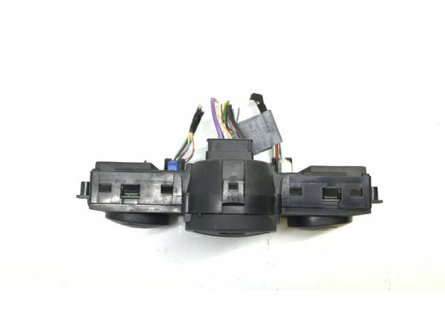 Блок управления климат-контролем 8200407123, 69340005   Renault Megane II