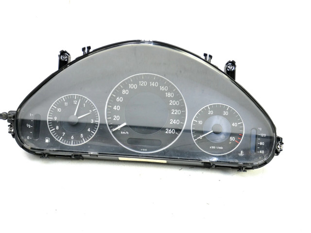 Панель приборов A2115400447   Mercedes-Benz E W211       