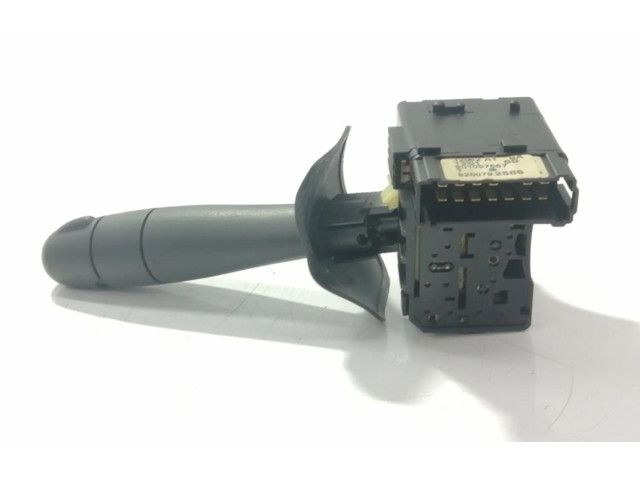 Переключатель дворников 8200792586, 8200792586   Renault Sandero I