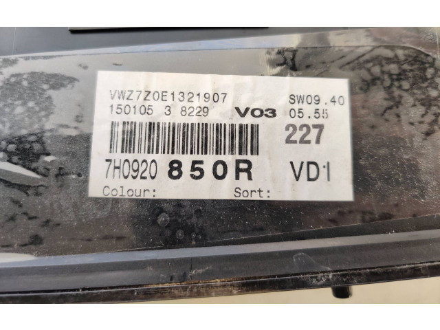 Přístrojová deska  Volkswagen Transporter - Caravelle T5 2007 7H0920850R, 88311346  