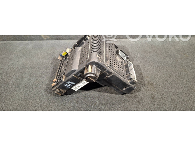   Pojistková skříňka 30728542, 05W365   Volvo S60 2007