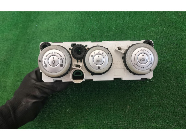 Блок управления климат-контролем 69667016   Mitsubishi Colt
