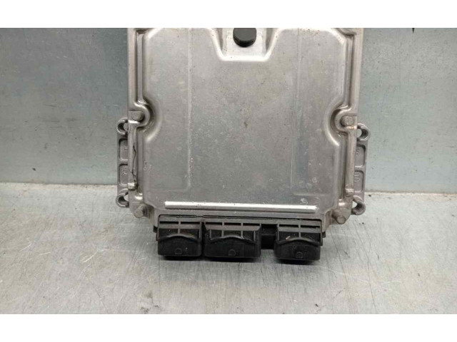 Блок управления двигателя 9646719280, 0281011033   Lancia Phedra