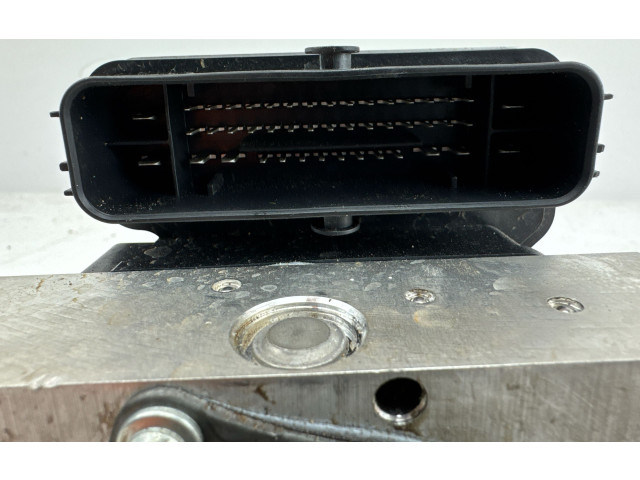 Блок АБС 445400DA01   Toyota  Yaris Cross  2020 -  года