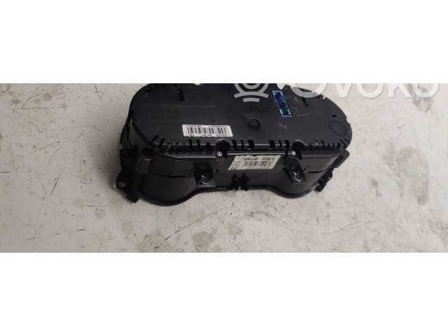 Přístrojová deska  Volkswagen Jetta VI 2012 5C6920870A, ZXS00006001  