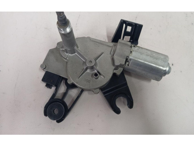 Моторчик заднего дворника 96627128    Opel Antara
