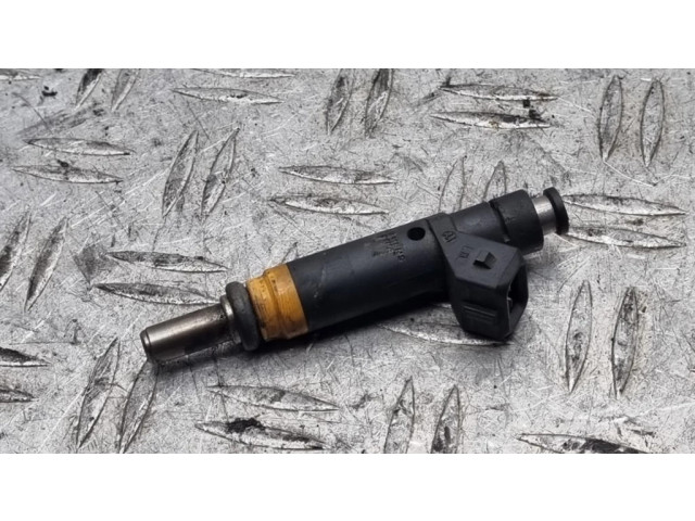 Форсунка 7506924    BMW 7 E65 E66 для бензинового двигателя  4.4