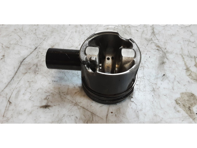 Píst 8372T, 5R2   Audi A6 S6 C7 4G     