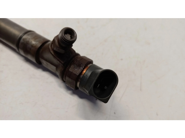 Vstřikovač 7794435, 13537794435   BMW 5 E60 E61  pro naftový motor 2.5 M57N2 