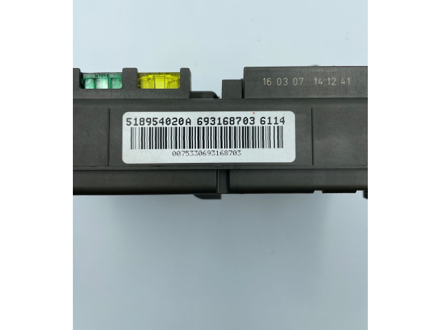   Pojistková skříňka 693168703, 518954020A   BMW X5 E70 2007