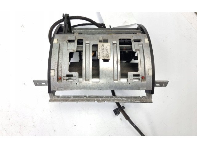 Дисплей    4E08577273F   Audi A8 S8 D3 4E