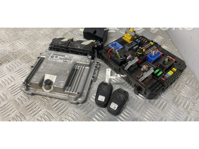 Комплект блоков управления 1675653780   Peugeot 208