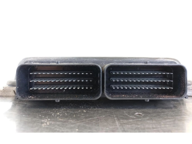 Блок управления двигателем ECU    8200059086   Renault Megane II