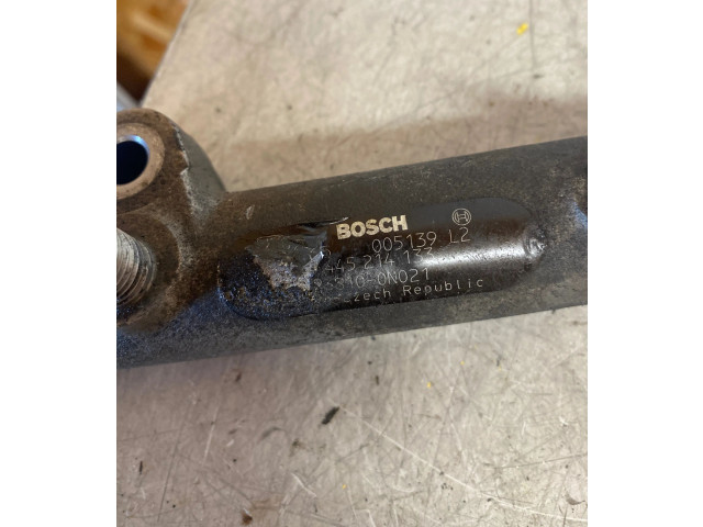 Vstřikovací lišta 045214133, 005139L2   Toyota Yaris     