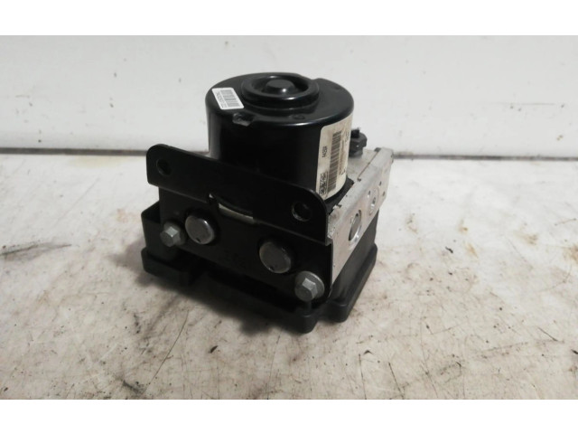 Jednotka ABS 8V512M110AD   Ford Fiesta 2012