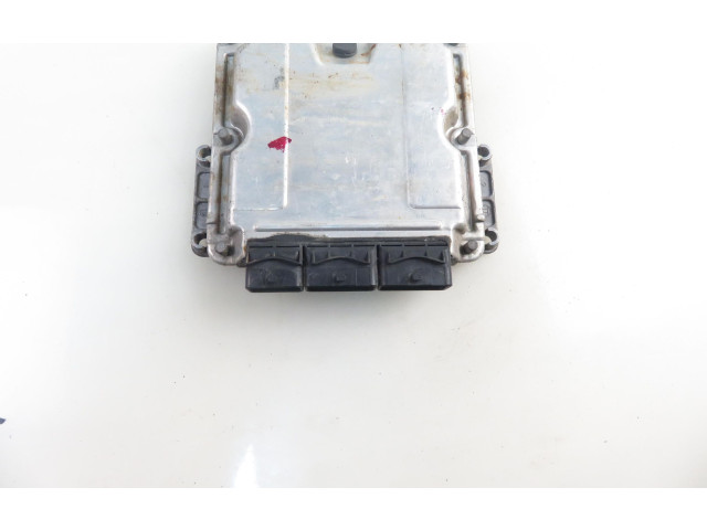 Řídící jednotka 8200118526, 8200051608   Nissan Primastar 2003