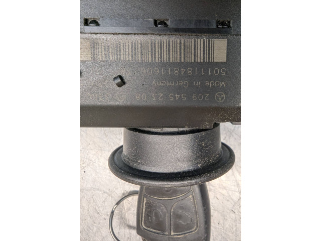 Řídící jednotka 2095452308, 50111848116   Mercedes-Benz C W203 2001
