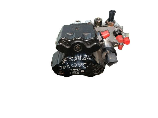 Топливный насос A6400700601, 0445010096    Smart ForFour I   