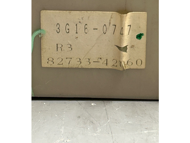   Pojistková skříňka 8273342060, 3G160747   Toyota RAV 4 (XA20) 2003