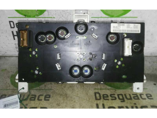 Přístrojová deska  Nissan Almera Tino 2000 BU071, 0090059  