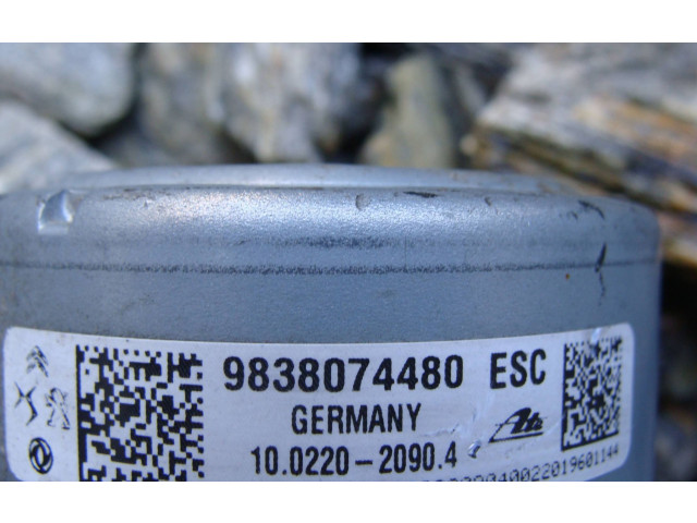 Jednotka ABS 9838074480, 10022020904   Peugeot 2008 II 2020
