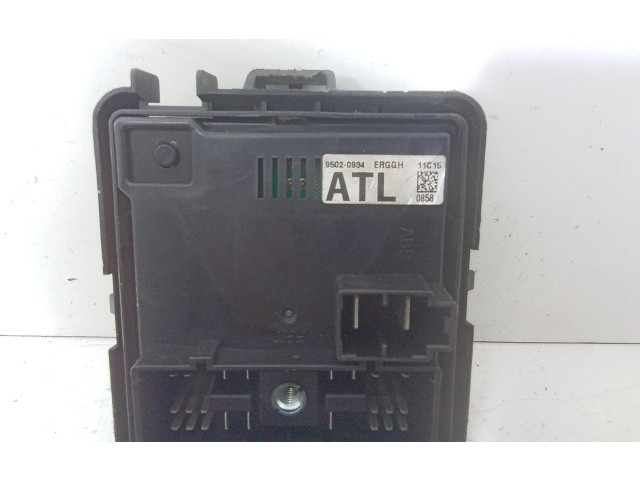 Блок предохранителей 9502-0934, 9502-0934   Chevrolet Spark       