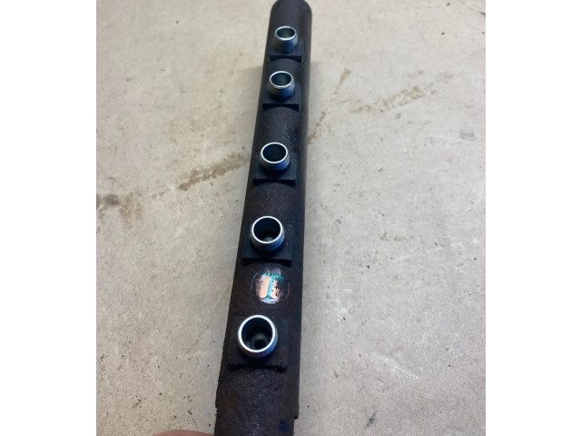 Vstřikovací lišta 55209572, 028362L4   Saab 9-3 Ver2    Z19Dt 