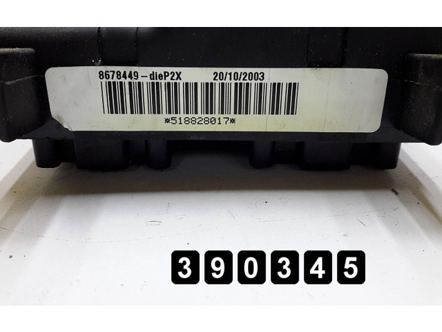   Pojistková skříňka 8678449   Volvo V70 2003