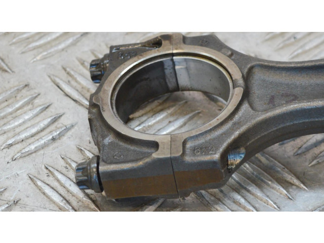 Píst    BMW 5 E39  pro naftový motor 2.5 M57 D25 (256D1) 