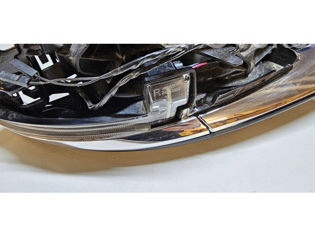 Zpětné zrcátko  Jeep Grand Cherokee WL 2022  68552262AA  