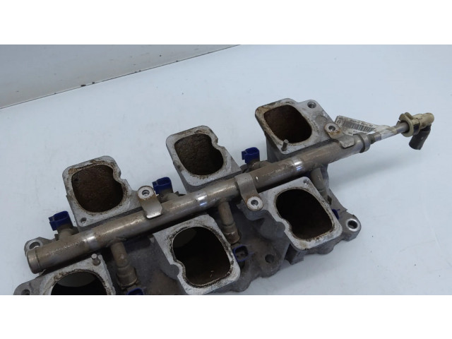 Комплект форсунок 12571078    Chevrolet Captiva для бензинового двигателя  3.2