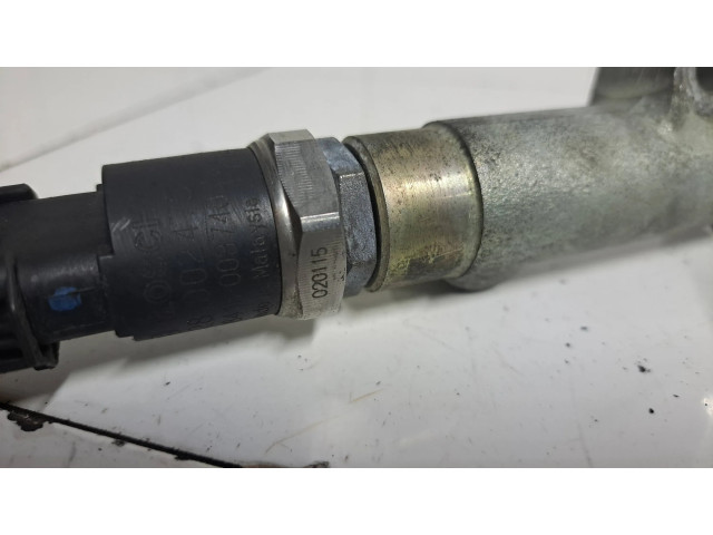 Vstřikovací lišta 0445216002, 008190   BMW 5 E39  pro naftový motor 2.5  