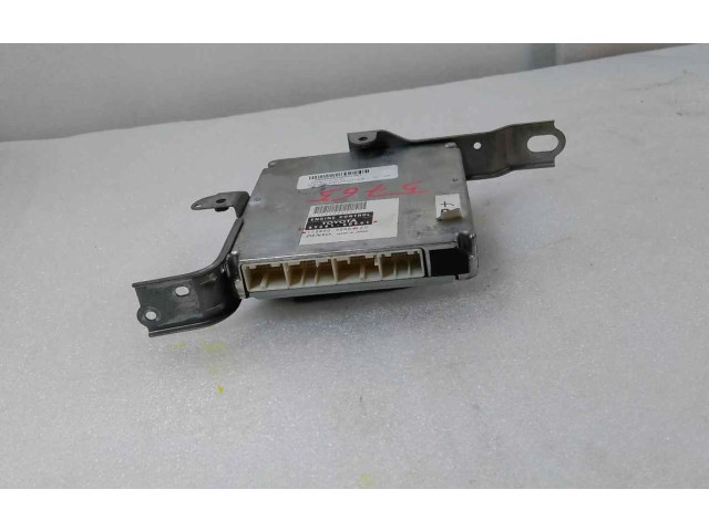 Řídící jednotka 1758004050, CENTRALITAMOTORUCE   Toyota Land Cruiser (J120) 
