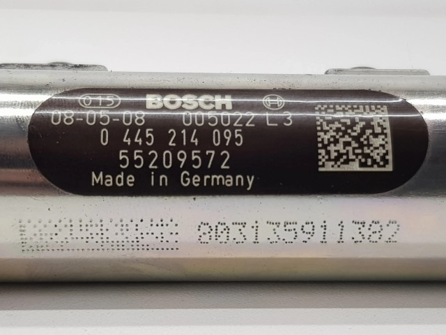 Vstřikovací lišta 55209572, 0445214095   Fiat Croma  pro naftový motor 1.9 939 A1.000 