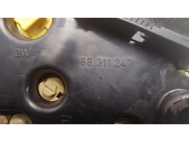 Přístrojová deska  Mercedes-Benz E W210 1996 2105400247, 88311247  