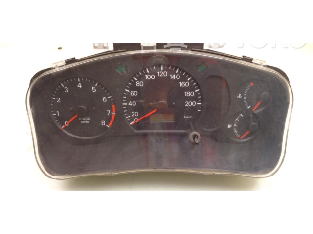 Přístrojová deska  Mazda 121 SM 2002 MR390657  