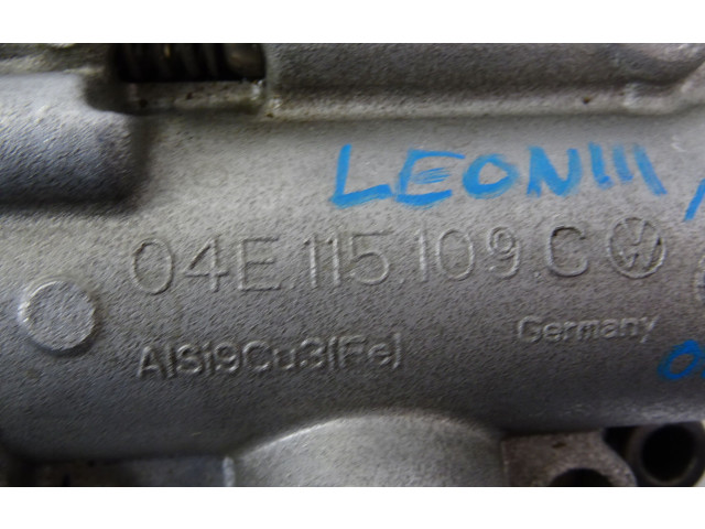 Масляный насос   04E115109C  Seat Leon (5F) 
