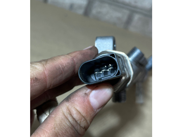 Vstřikovací lišta 04L089H, 0556748   Volkswagen Tiguan    DFGA 