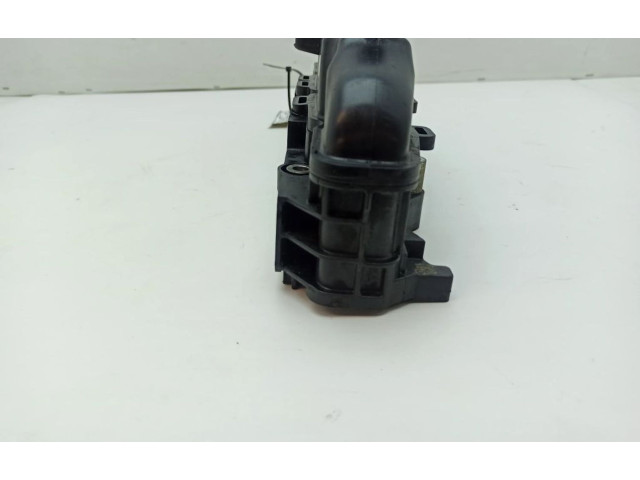 Zámek zadních dveří A6460901637   Mercedes-Benz Sprinter W906 2009
