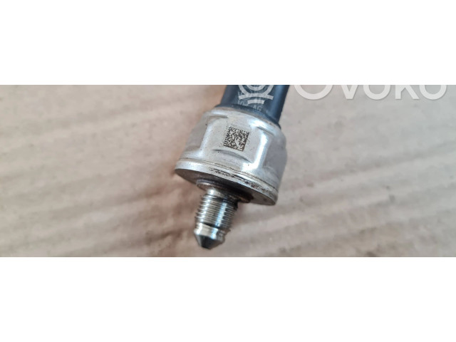 Vstřikovací lišta 06L906054C, A417248270591   Audi A5    DEM DEMA 