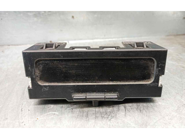 Дисплей    8200350498A, 281137007A   Renault Megane II